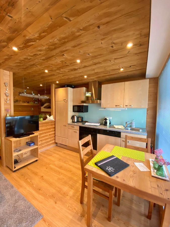 Damuelser Holzhus Apartman Kültér fotó